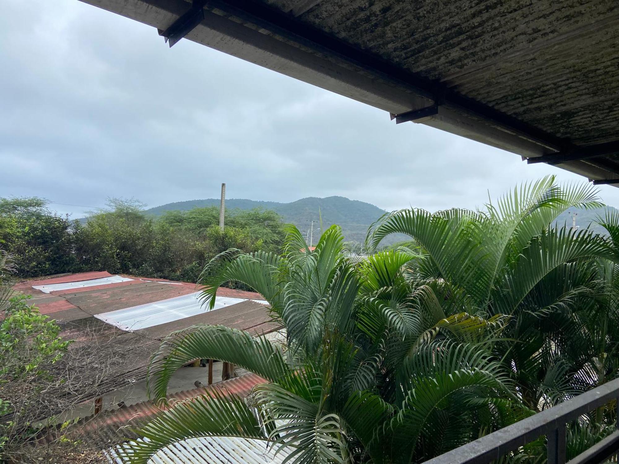 Hosteria Del Puerto Puerto Lopez Bagian luar foto